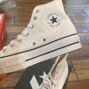 White High Top Platform Converse Size 8W (NEW comes with box)